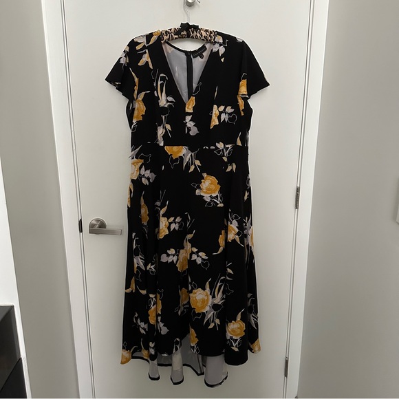 Lane Bryant Lena V-Neck High-Low Midi Dress - Floral Print - Picture 2 of 6